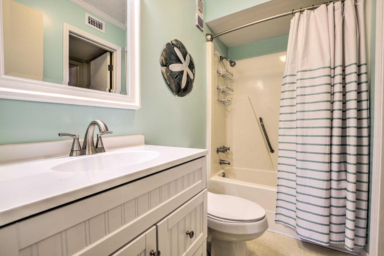 Sunny Condo - Private Ocean Isle Beach Access! 外观 照片