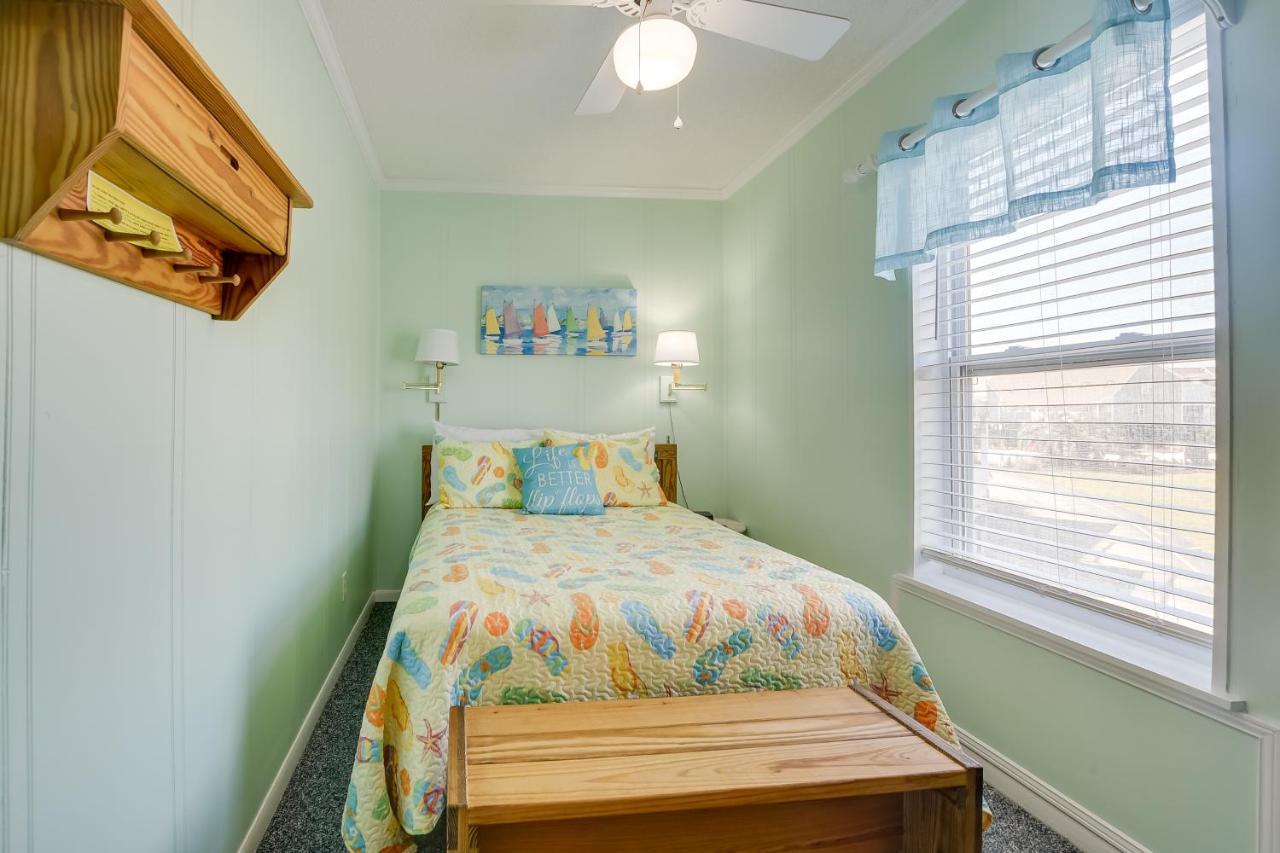 Sunny Condo - Private Ocean Isle Beach Access! 外观 照片
